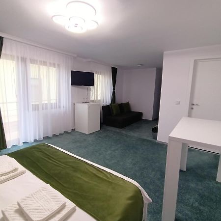 Casa Tiky 호텔 티미쇼아라 외부 사진
