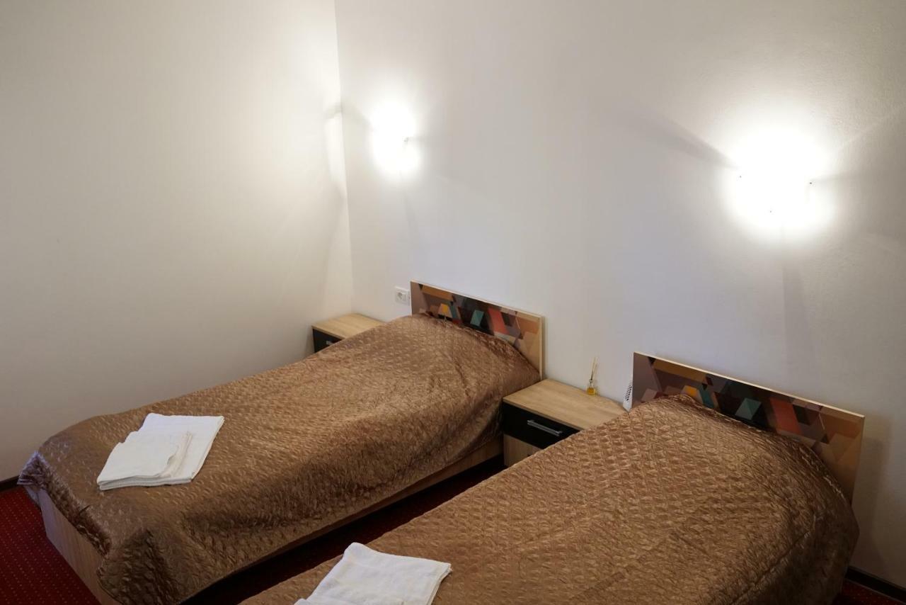 Casa Tiky 호텔 티미쇼아라 외부 사진